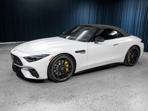 New 2026 Mercedes-Benz SL 55 AMG 4MATIC image 2