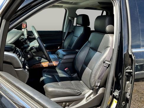 Used 2016 Chevrolet Tahoe LTZ AWD/4WD image 18