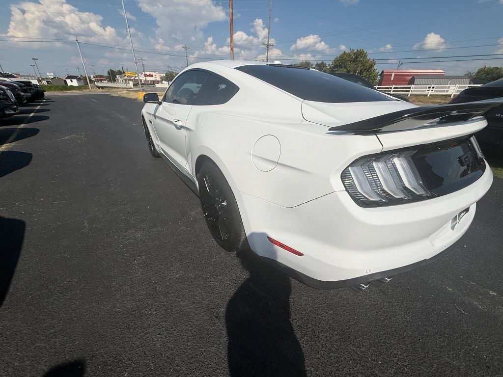 Used 2018 Ford Mustang GT Premium w/ GT Performance Package RWD image 5