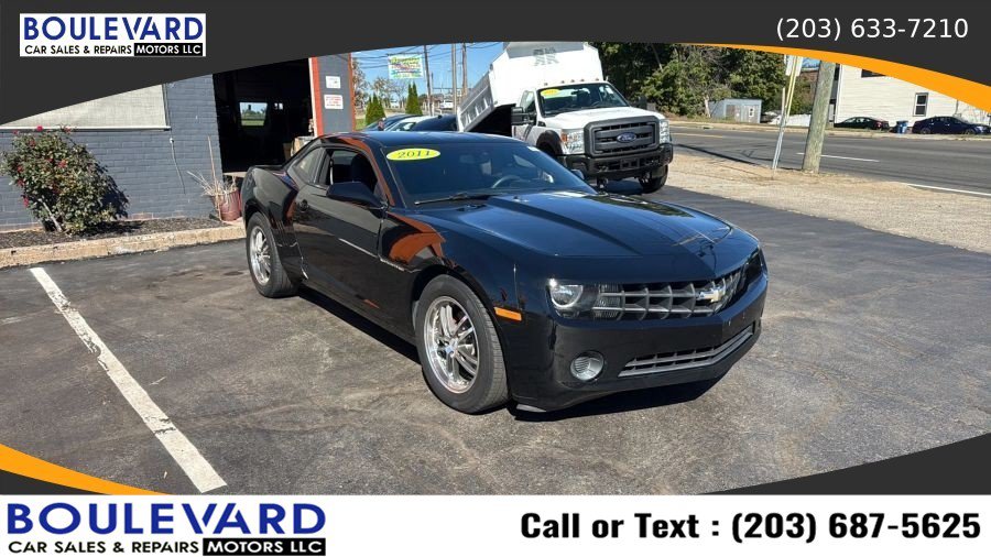 Used 2011 Chevrolet Camaro LS RWD image 1