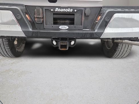 Used 2022 Ford F150 XLT w/ Equipment Group 302A High AWD/4WD image 12