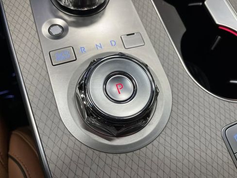 Used 2025 Genesis GV80 3.5T Advanced image 23