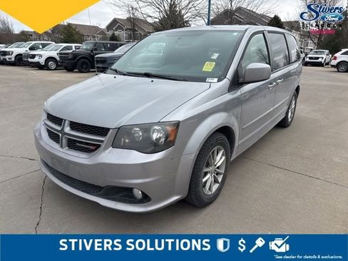 Used 2014 Dodge Grand Caravan R/T image 9