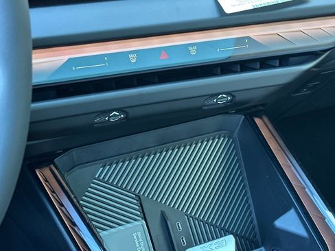 Used 2026 BMW X3 xDrive30 w/ Premium Package image 23