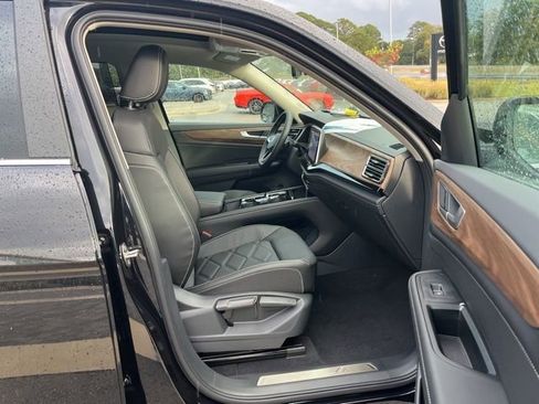 New 2026 Volkswagen Atlas SE AWD/4WD image 32