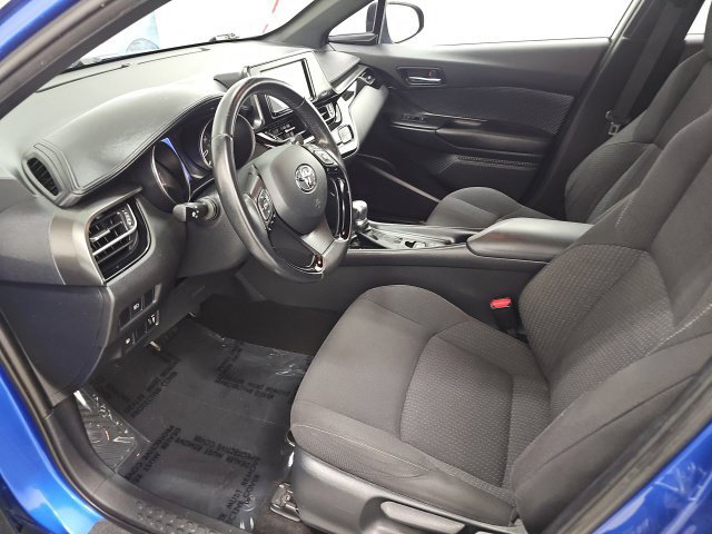 Used 2018 Toyota C-HR XLE FWD image 14