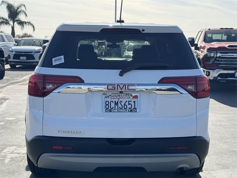 Certified 2018 GMC Acadia SLE image 3