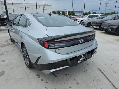 New 2025 Hyundai Sonata Limited