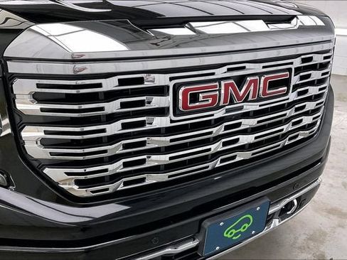 Used 2026 GMC Sierra 1500 Denali w/ Denali Reserve Package AWD/4WD image 31