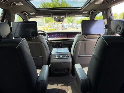 Used 2026 Cadillac Escalade Platinum Sport w/ LPO, ONYX Package AWD/4WD image 52