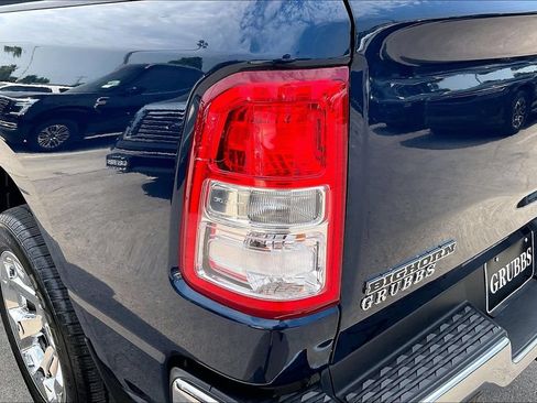 Used 2022 RAM 1500 Big Horn AWD/4WD image 38
