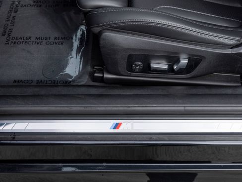 Used 2022 BMW M440i Coupe w/ Shadowloine Package RWD image 30