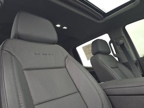 New 2026 GMC Sierra 1500 Denali image 17