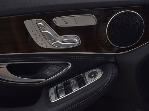 Used 2016 Mercedes-Benz C 300 4MATIC Sedan image 10
