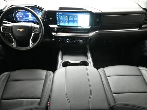 Used 2025 Chevrolet Silverado 2500 LTZ w/ LTZ Convenience Package AWD/4WD image 22