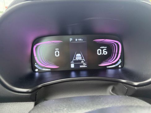 Used 2024 Kia Soul S FWD image 17