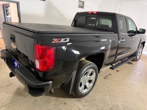 Used 2017 Chevrolet Silverado 1500 LTZ Z71 w/ LTZ Plus Package AWD/4WD image 5