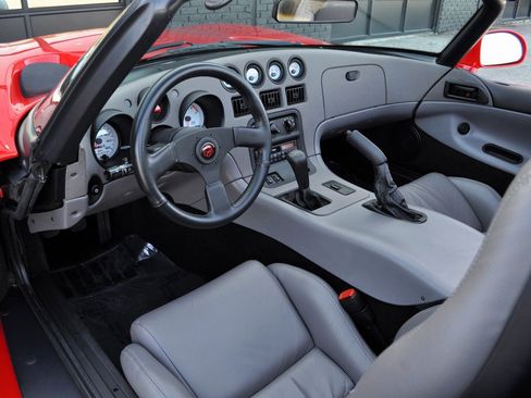 Used 1994 Dodge Viper RT/10 image 35