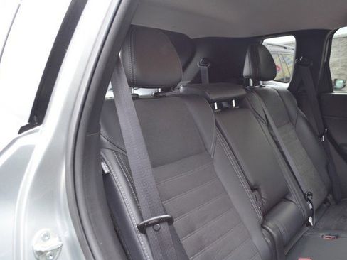 Used 2024 Mitsubishi Outlander SE image 37