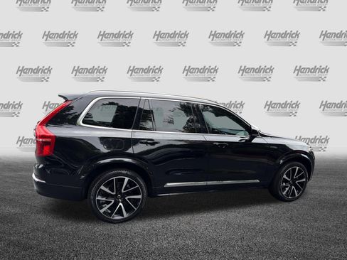 Certified 2023 Volvo XC90 B5 Plus AWD/4WD image 11