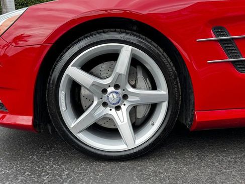 Used 2013 Mercedes-Benz SL 550 image 7