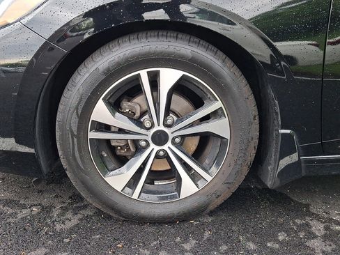 Used 2021 Nissan Sentra SV FWD image 4
