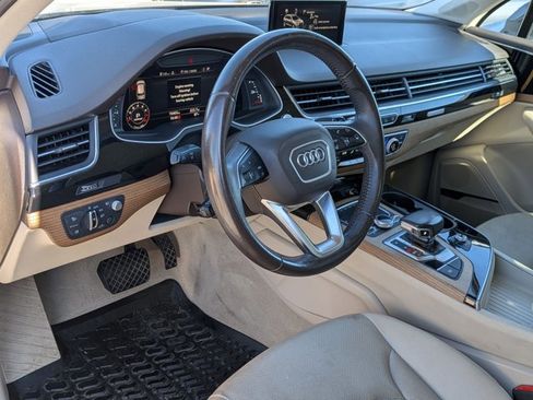 Used 2017 Audi Q7 3.0T Prestige image 9