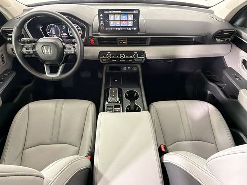 Certified 2025 Honda Pilot EX-L image 16