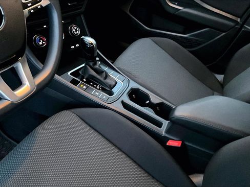 Used 2021 Volkswagen Jetta S image 16