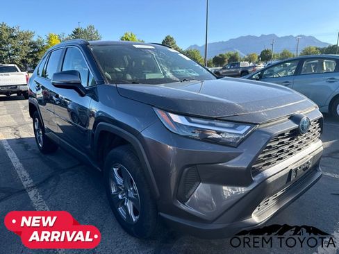 Used 2024 Toyota RAV4 LE AWD/4WD image 16