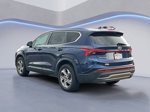 Used 2023 Hyundai Santa Fe SE FWD image 3