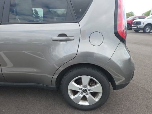 Used 2017 Kia Soul image 14