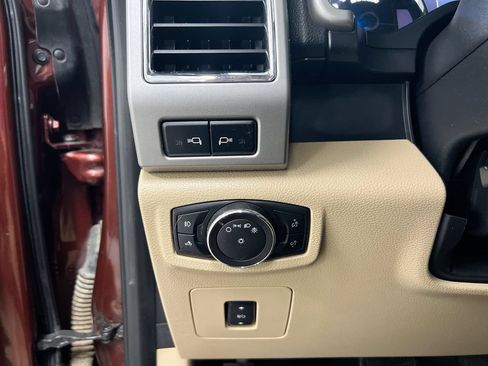 Used 2017 Ford F150 Lariat AWD/4WD image 19