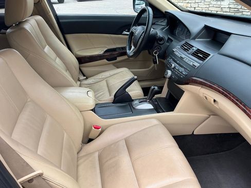 Used 2010 Honda Crosstour EX-L image 10