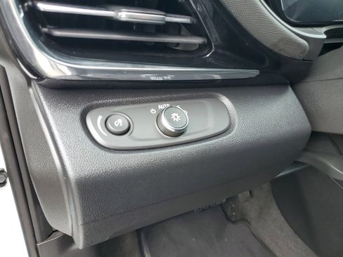 Certified 2025 Buick Envista Sport Touring w/ Convenience I Package image 25