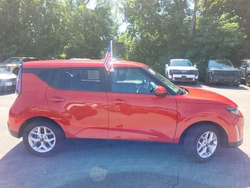 Certified 2024 Kia Soul LX w/ Option Group 015 FWD image 6