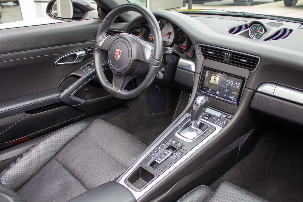 Used 2015 Porsche 911 Carrera S RWD image 13