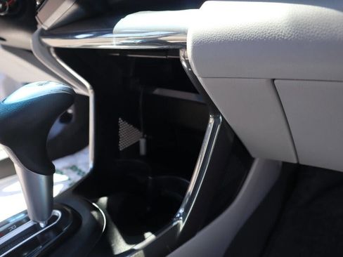 Used 2012 Honda CR-Z EX image 31