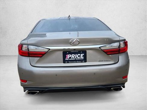 Used 2017 Lexus ES 350 w/ Luxury Package image 6