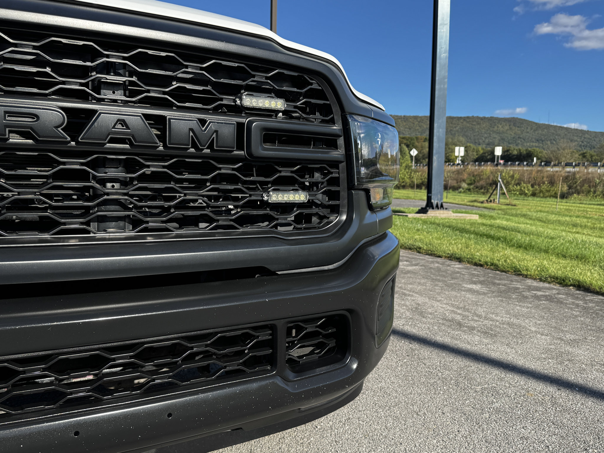 Used 2024 RAM 2500 Tradesman w/ Snow Chief Group AWD/4WD image 11