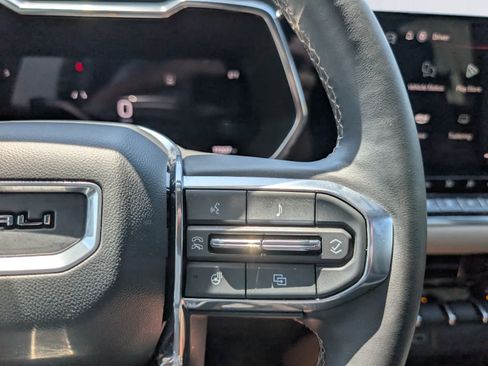 Certified 2025 GMC Canyon Denali AWD/4WD image 23