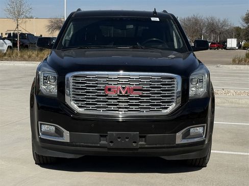 Used 2020 GMC Yukon Denali image 7