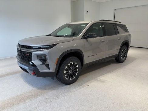 New 2026 Chevrolet Traverse Z71 w/ Driver Confidence Package image 3