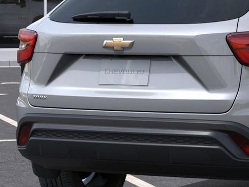 New 2026 Chevrolet Trax LS FWD image 14