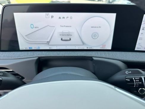 Used 2024 Kia EV6 Wind w/ Wind Technology Package AWD/4WD image 32