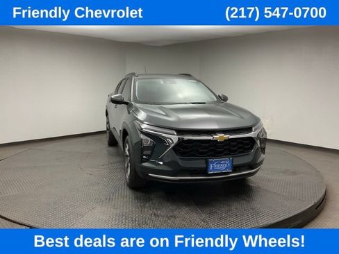 New 2026 Chevrolet Trax LT w/ LT Convenience Package FWD image 1