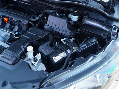 Used 2018 Honda HR-V EX image 38