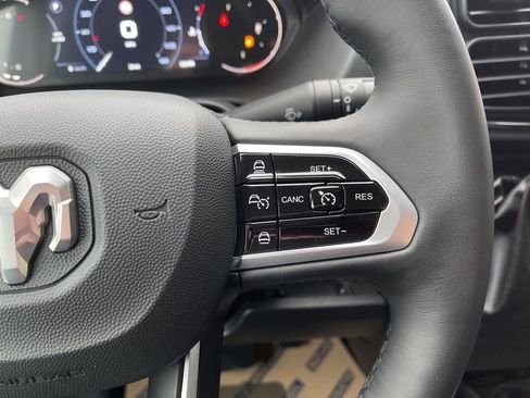 New 2025 RAM ProMaster 3500 w/ Premium Convenience Group image 14