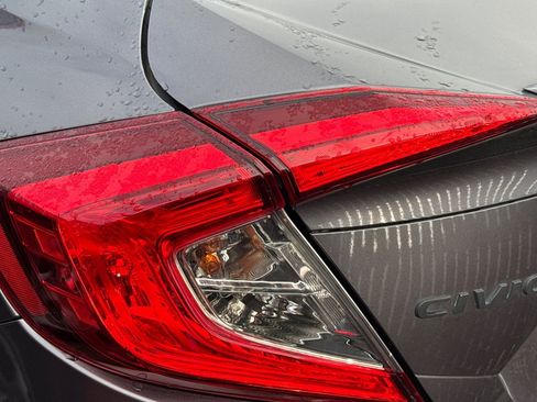 Used 2017 Honda Civic EX-T image 7