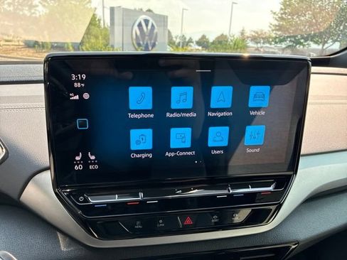 Used 2023 Volkswagen ID.4 Pro AWD/4WD image 20